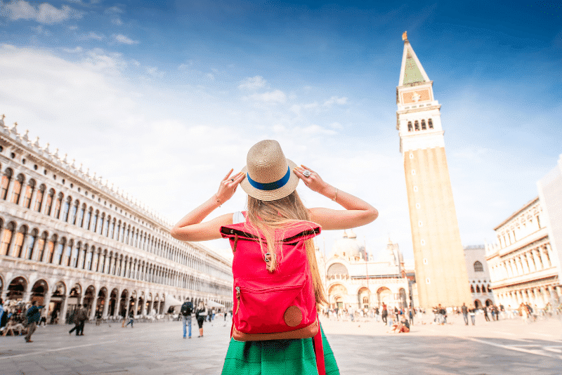 Girl on a tour traveling the world Girl on a tour traveling the world