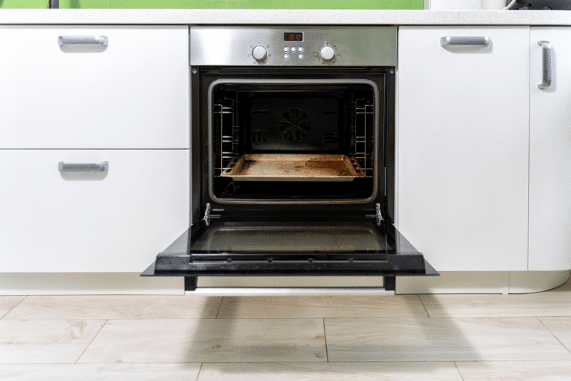 How to Clean a Dirty Oven? Solvermatic